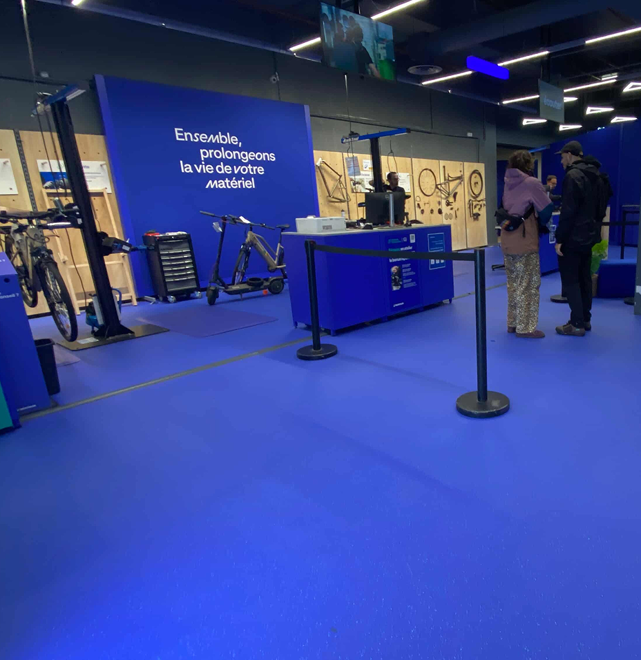 Personalization workshop area at Decathlon